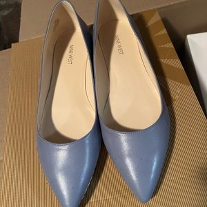 Cute flats. Leather. Worn twice. Light blue, white rubbed soles.